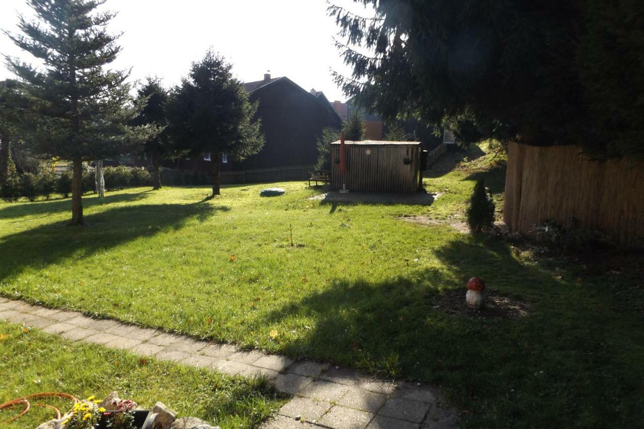 Ferienwohnung Haus am Waldesrand Tanne Exterior foto